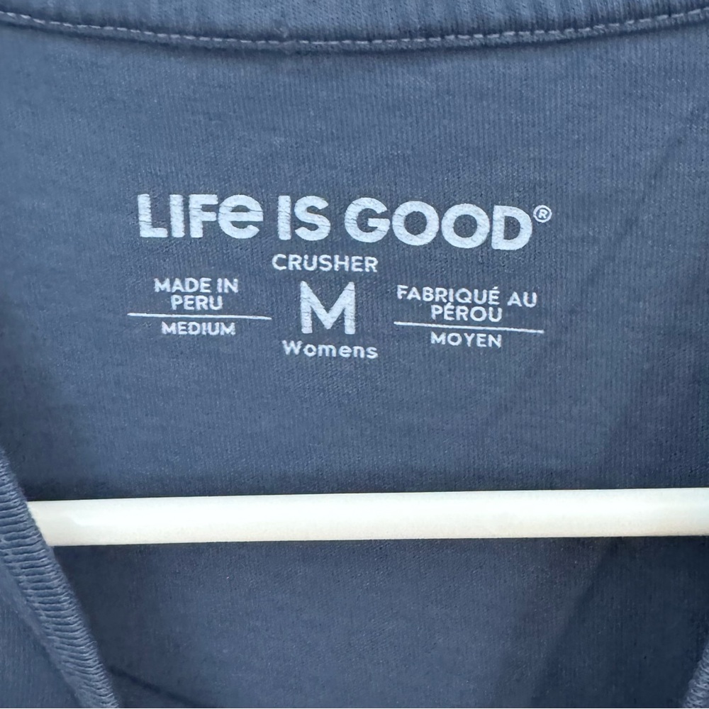 Life is Good women’s navy Blue T-Shirt size medium B - Picture 3 of 4